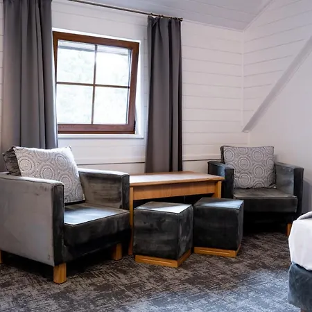 Kompleks Zagron * イステブナ